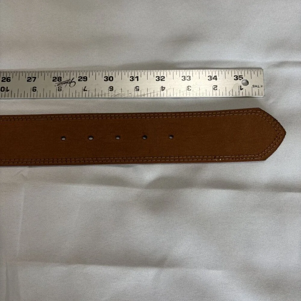 Linda Allard, Ellen Tracy Brown Genuine Leather Belt With Gold Buckle - Picture 8 of 8